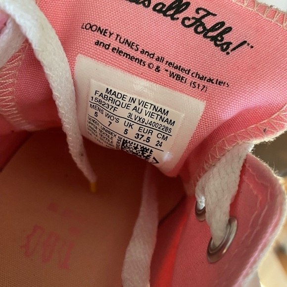 Looney Tunes x Chuck Taylor All Star Low 'Tweety' sneakers women’s 7 - Picture 8 of 8